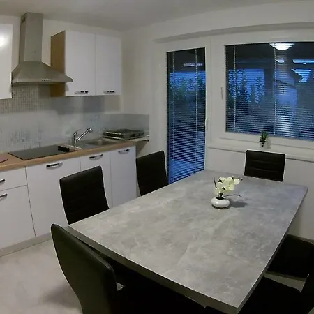 Apartma Carnica Apartmán